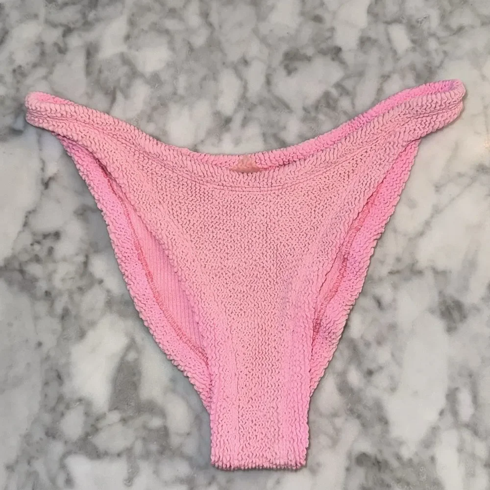 HUNZA G BUBBLEGUM PINK CRINKLE STRETCH GIGI BIKINI SET ONE SIZE FITS ALL